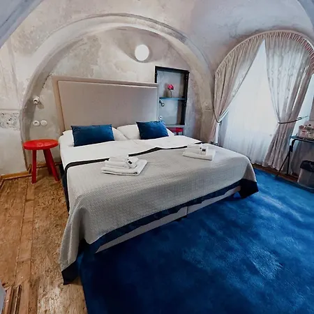 Kocour 4* Třebíč