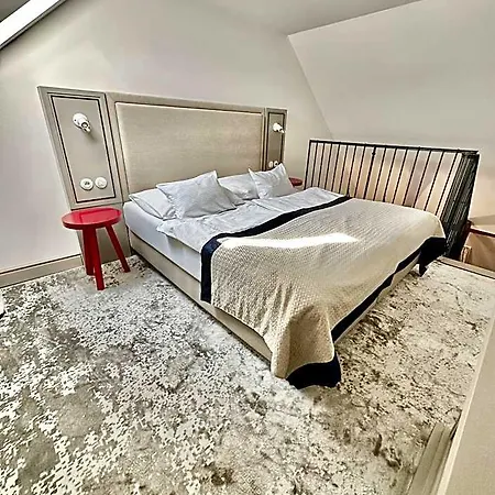Hotel Kocour 4*