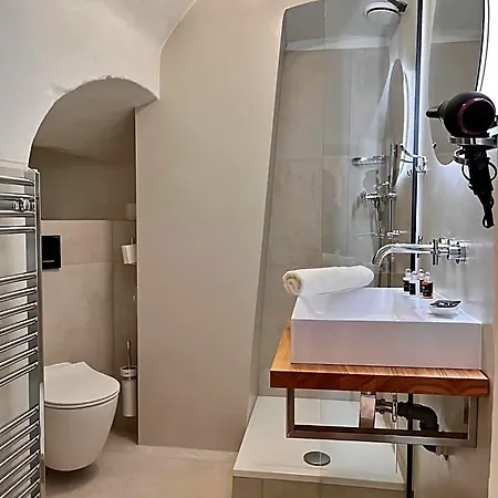 Kocour Hotel